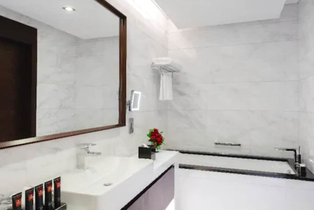 Renaissance Business Bay Hotel, Dubai 22