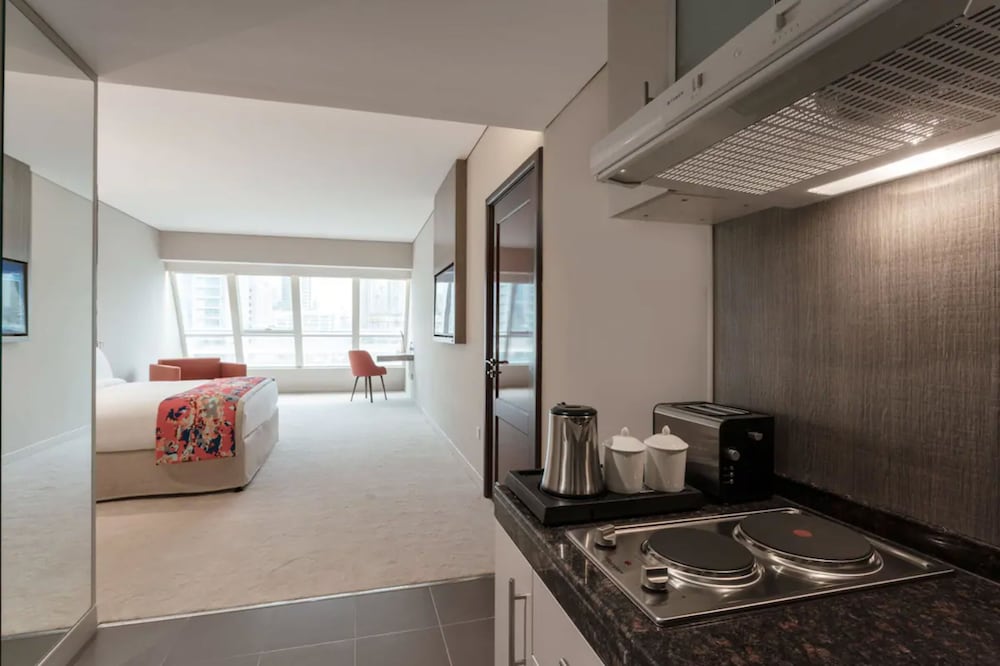 LEVA Hotel Mazaya Centre 24