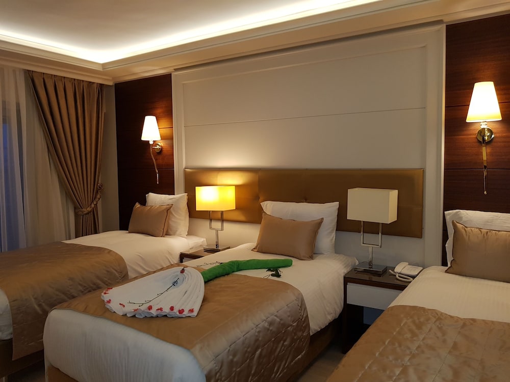 Grand Marcello Hotel 14