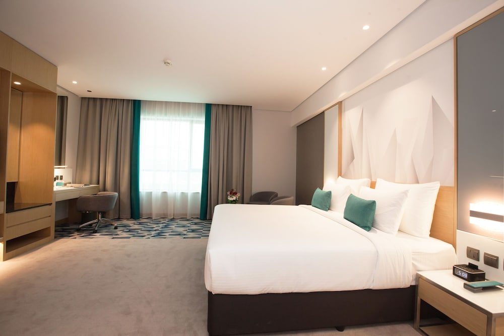 Flora Inn Hotel Dubai Airport 4