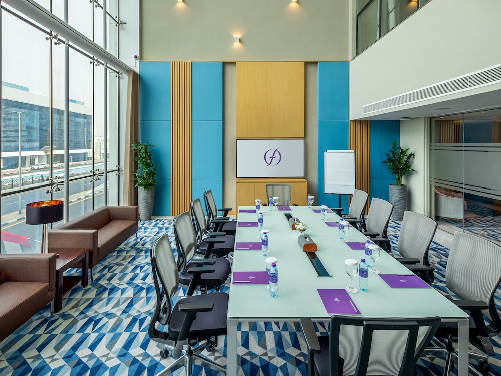 Flora Inn Hotel Dubai Airport 23