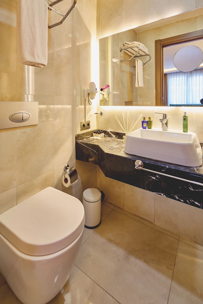 Atro Hotel 23