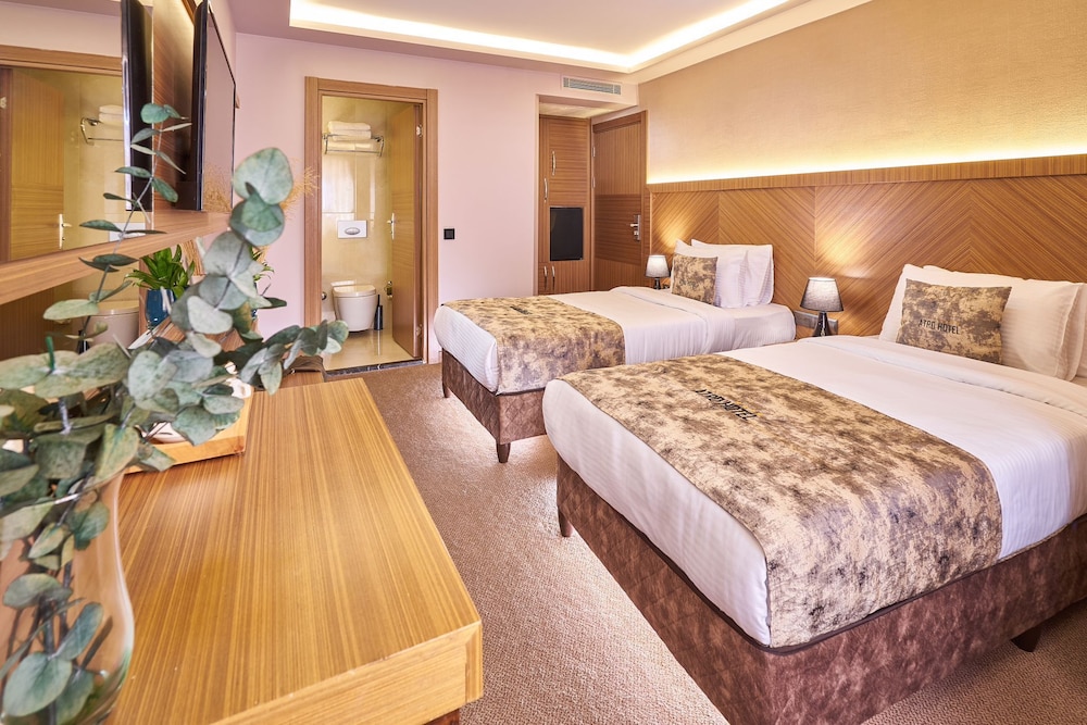 Atro Hotel 9