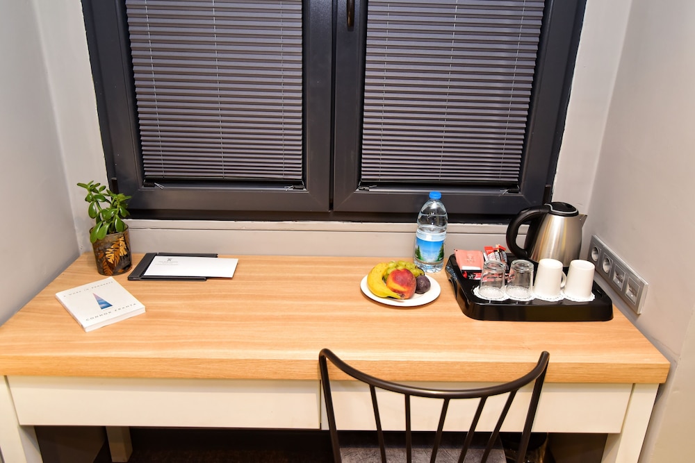 The Row Taksim Hotel 14