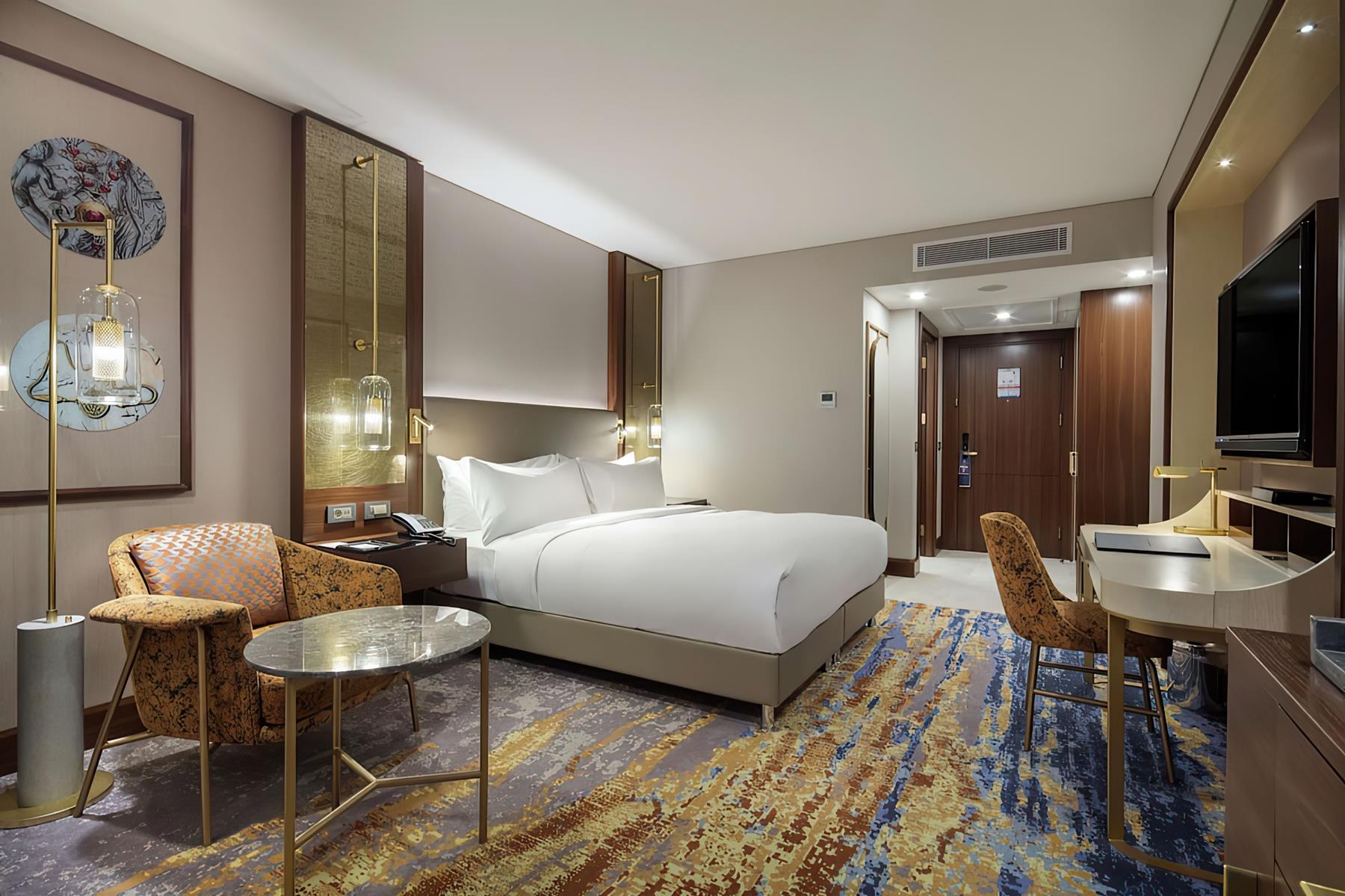 DoubleTree by Hilton Antalya City Centre 6