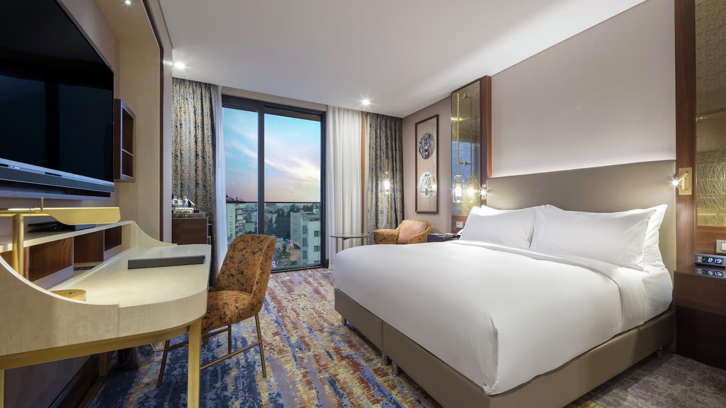 DoubleTree by Hilton Antalya City Centre 3