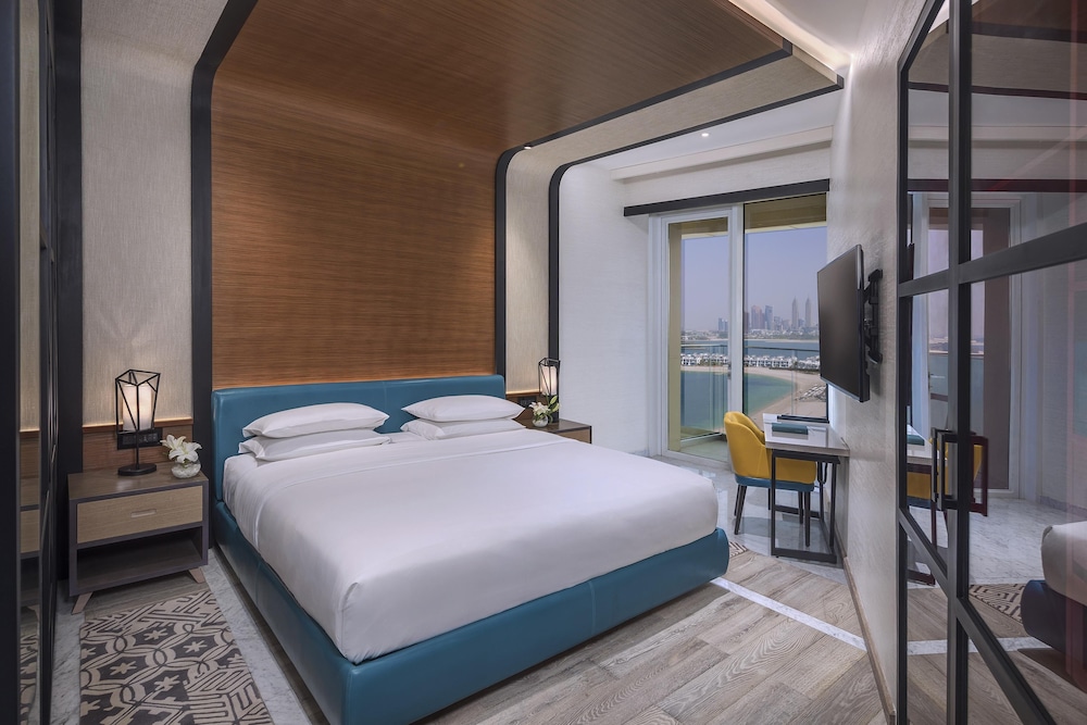 Hyatt Andaz Dubai The Palm 12