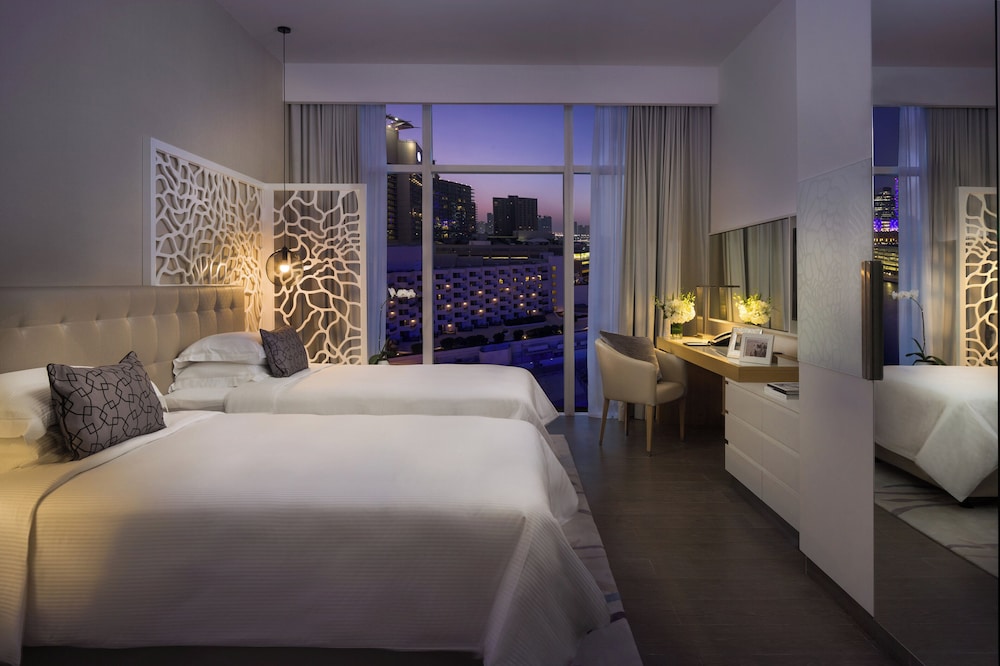 Beach Rotana - Residences 13
