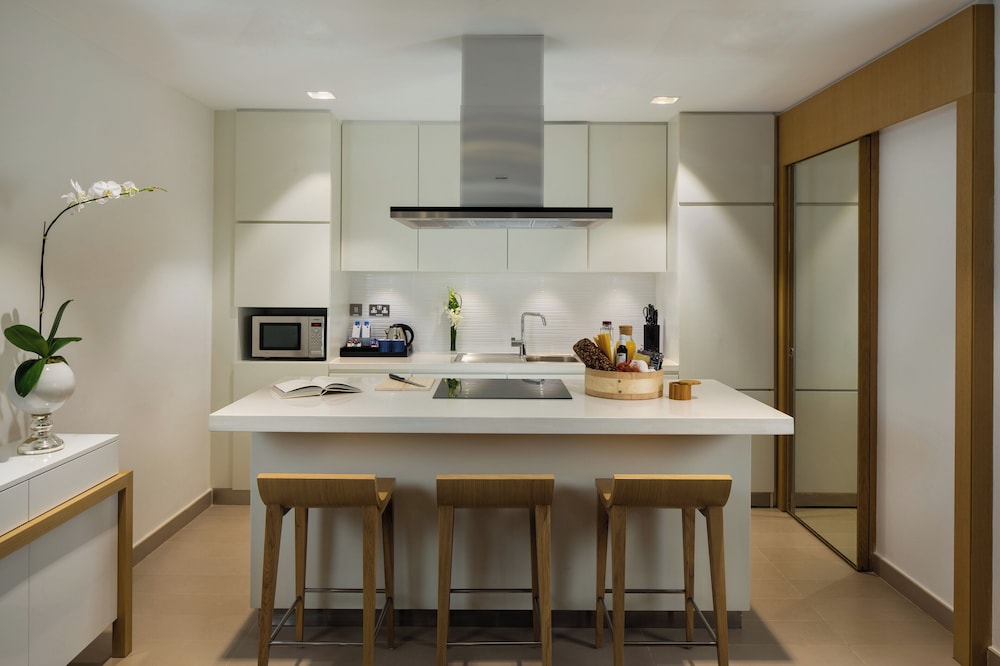 Beach Rotana - Residences 18