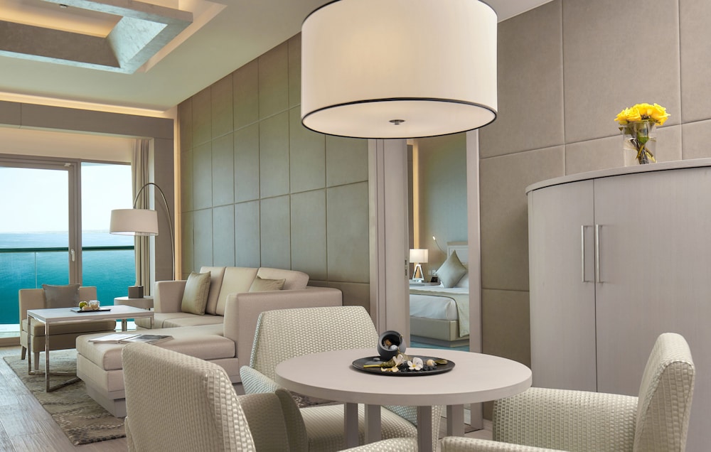 Royal M Hotel by Gewan Abu Dhabi 9