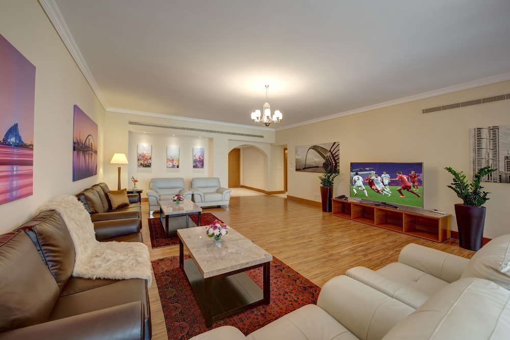 J5 Villas Holiday Homes Barsha Gardens 10