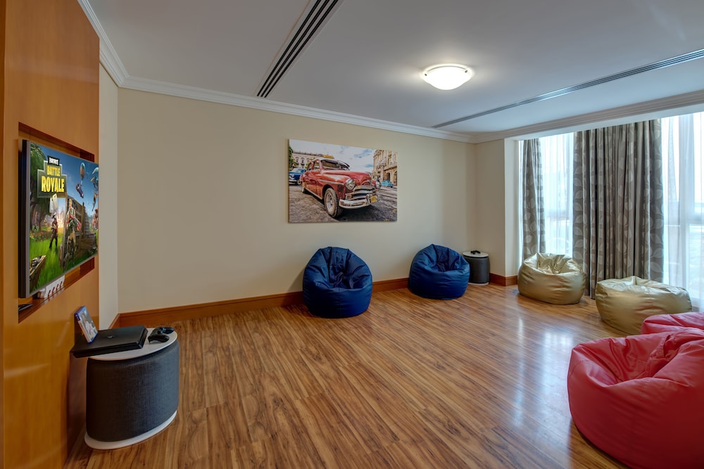 J5 Villas Holiday Homes Barsha Gardens 12