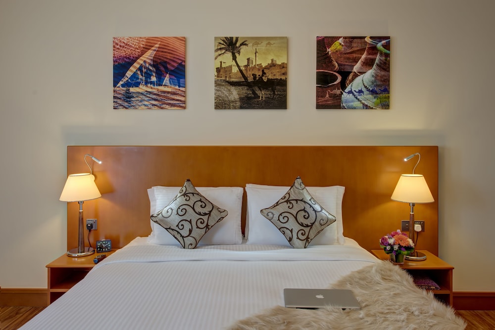 J5 Villas Holiday Homes Barsha Gardens 2
