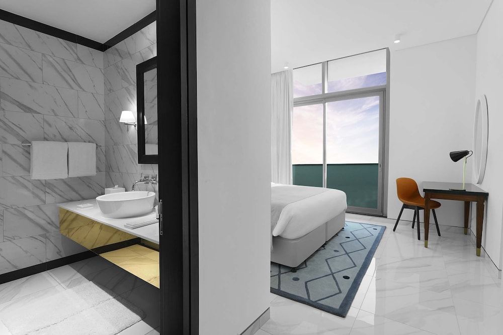 Millennium Atria Business Bay 16