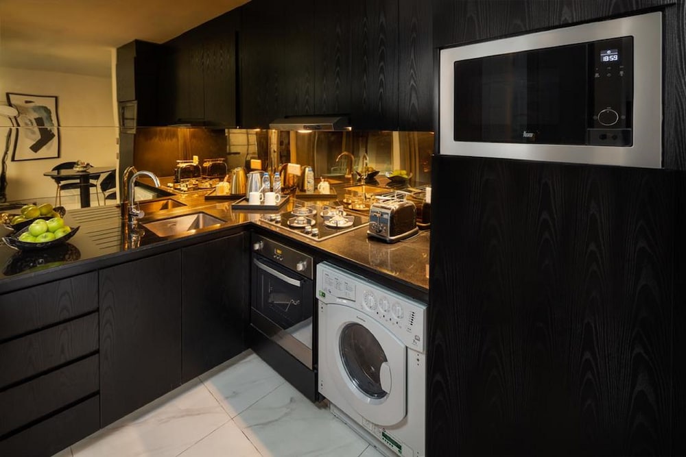 Millennium Atria Business Bay 24