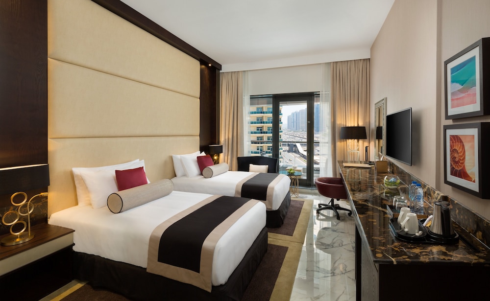 Millennium Place Marina 9