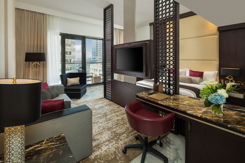 Millennium Place Marina 13