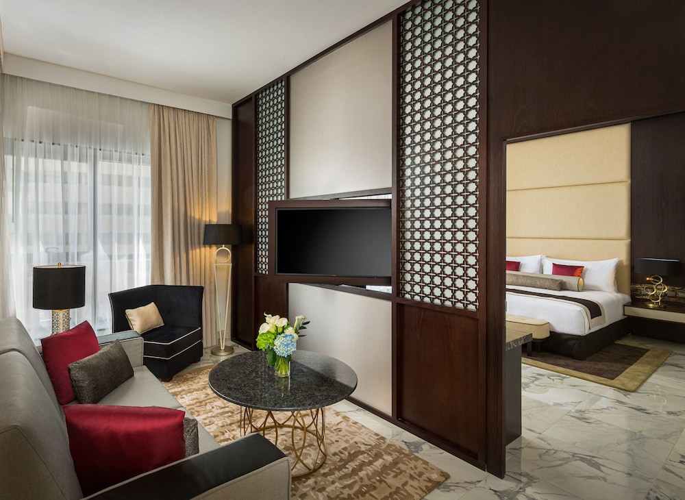 Millennium Place Marina 8