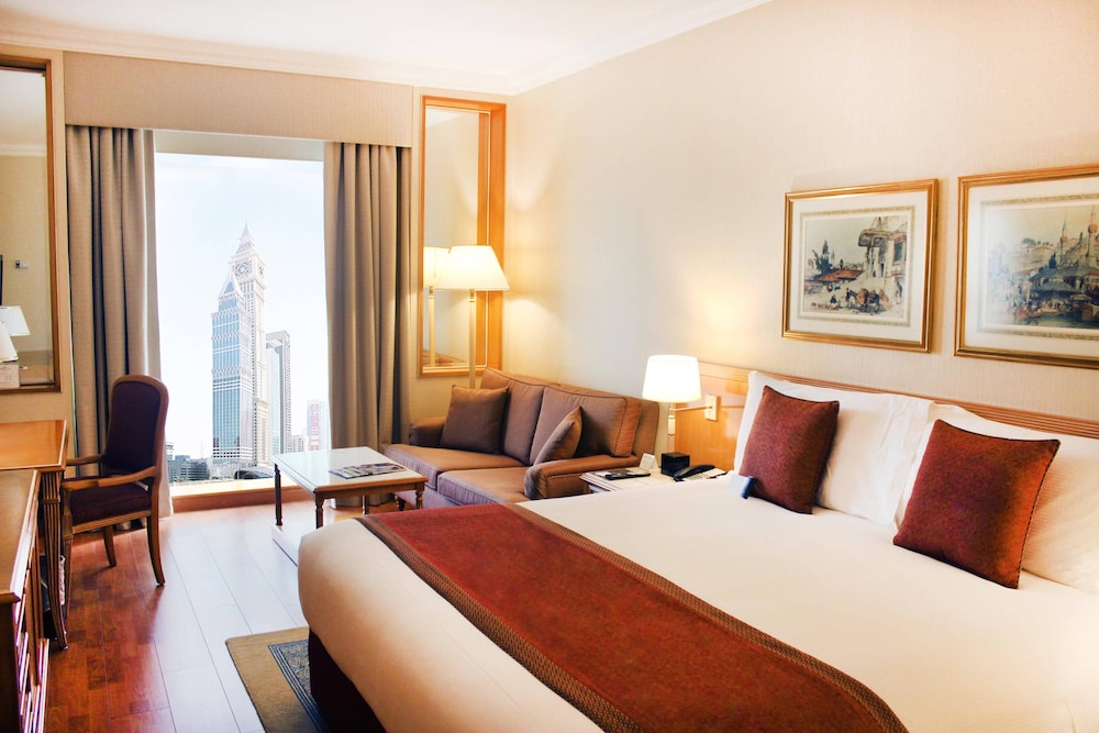 Millennium Plaza Downtown Suites 9