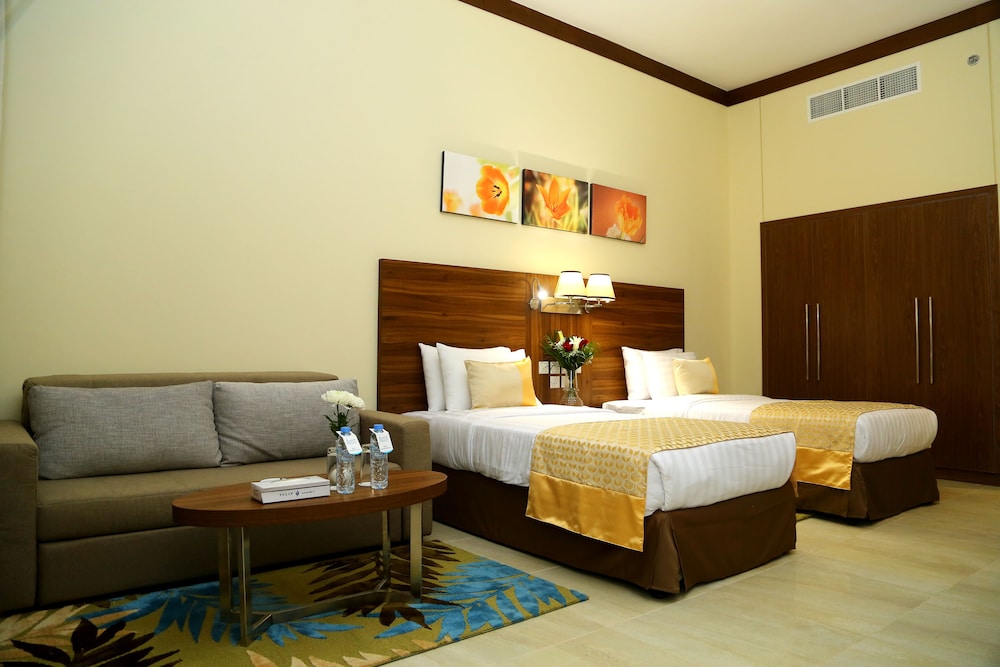 Tulip Al Barsha Hotel Apartments 4