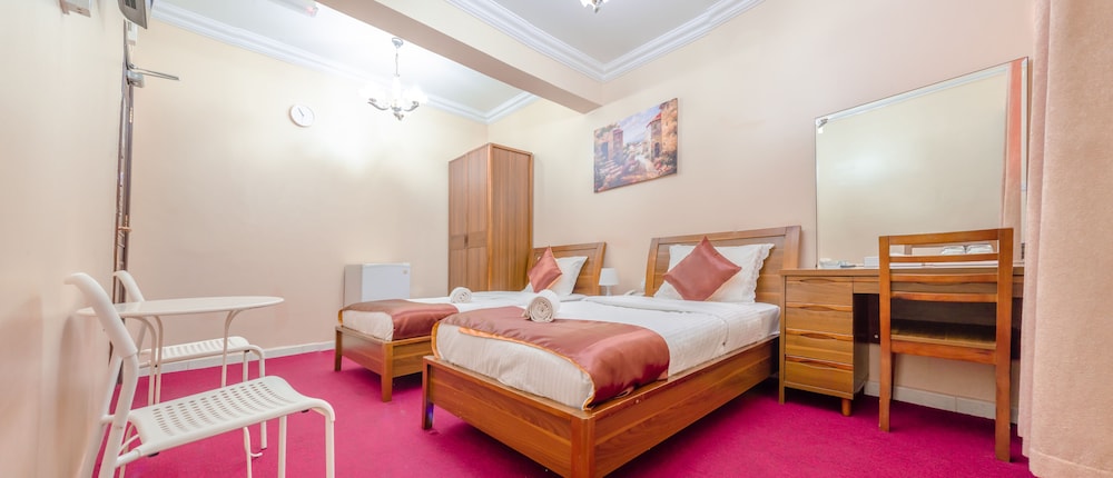 Al Karnak Hotel 8