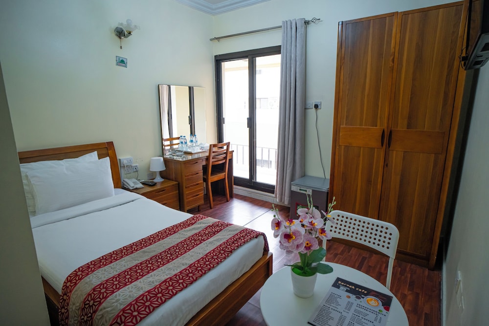 Al Karnak Hotel 1