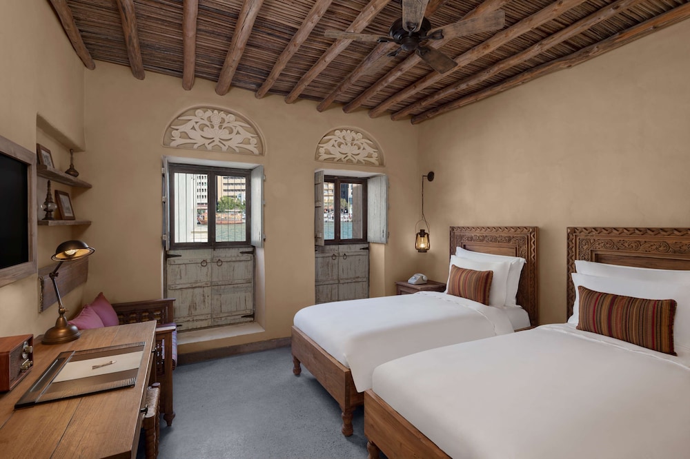 Al Seef Heritage Hotel Dubai Curio Collection by Hilton 15