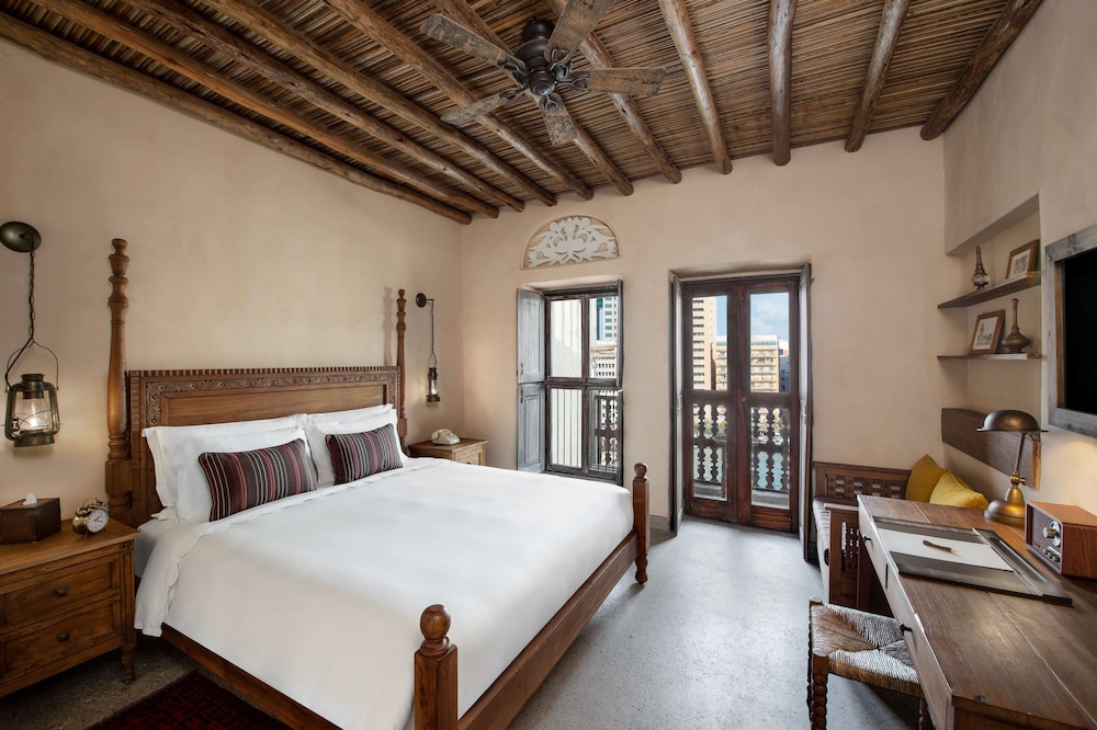Al Seef Heritage Hotel Dubai Curio Collection by Hilton 16
