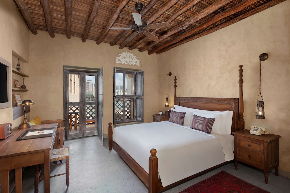 Al Seef Heritage Hotel Dubai Curio Collection by Hilton 23