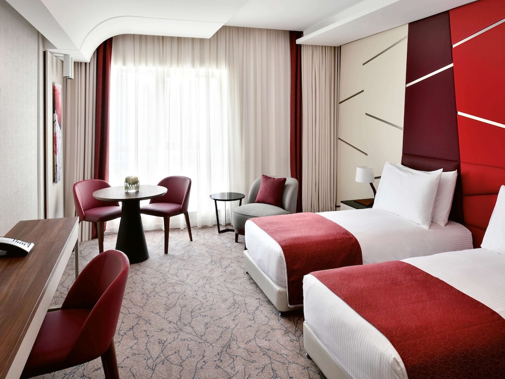 Mövenpick Hotel Apartments Downtown Dubai 16
