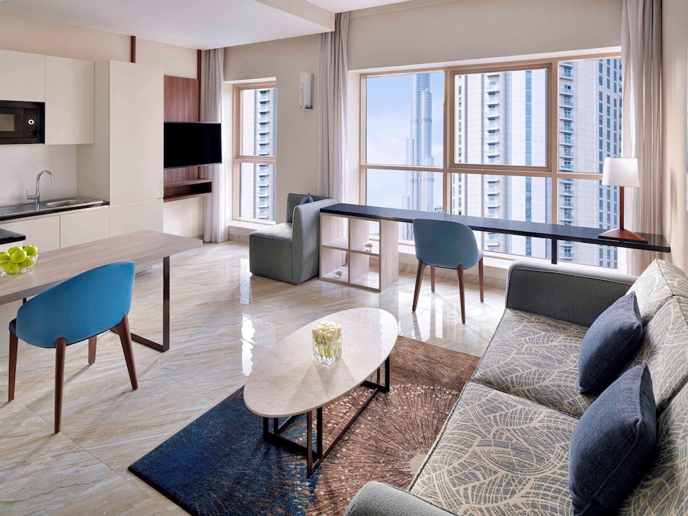 Mövenpick Hotel Apartments Downtown Dubai 11