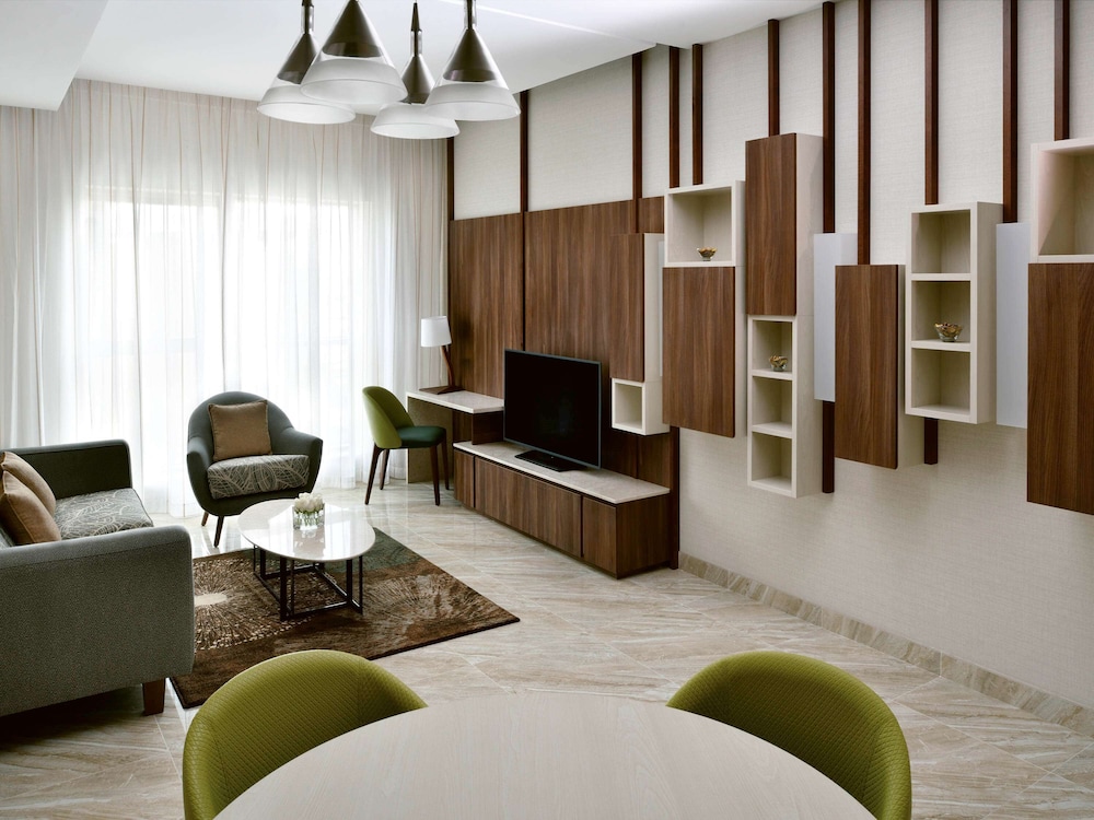 Mövenpick Hotel Apartments Downtown Dubai 24