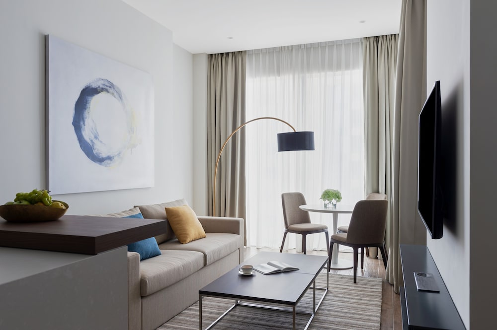 Jumeirah Living Marina Gate 15