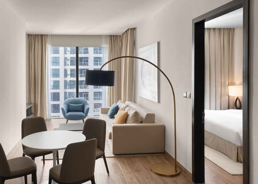 Jumeirah Living Marina Gate 13