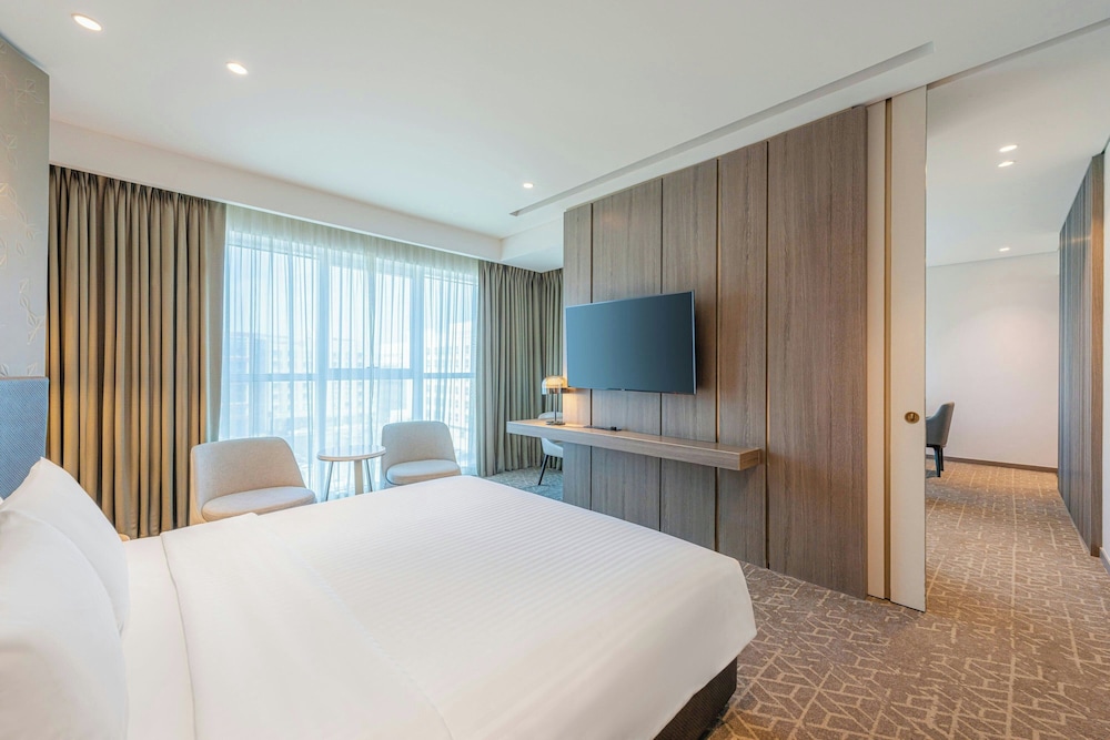 Courtyard Al Barsha, Dubai 16