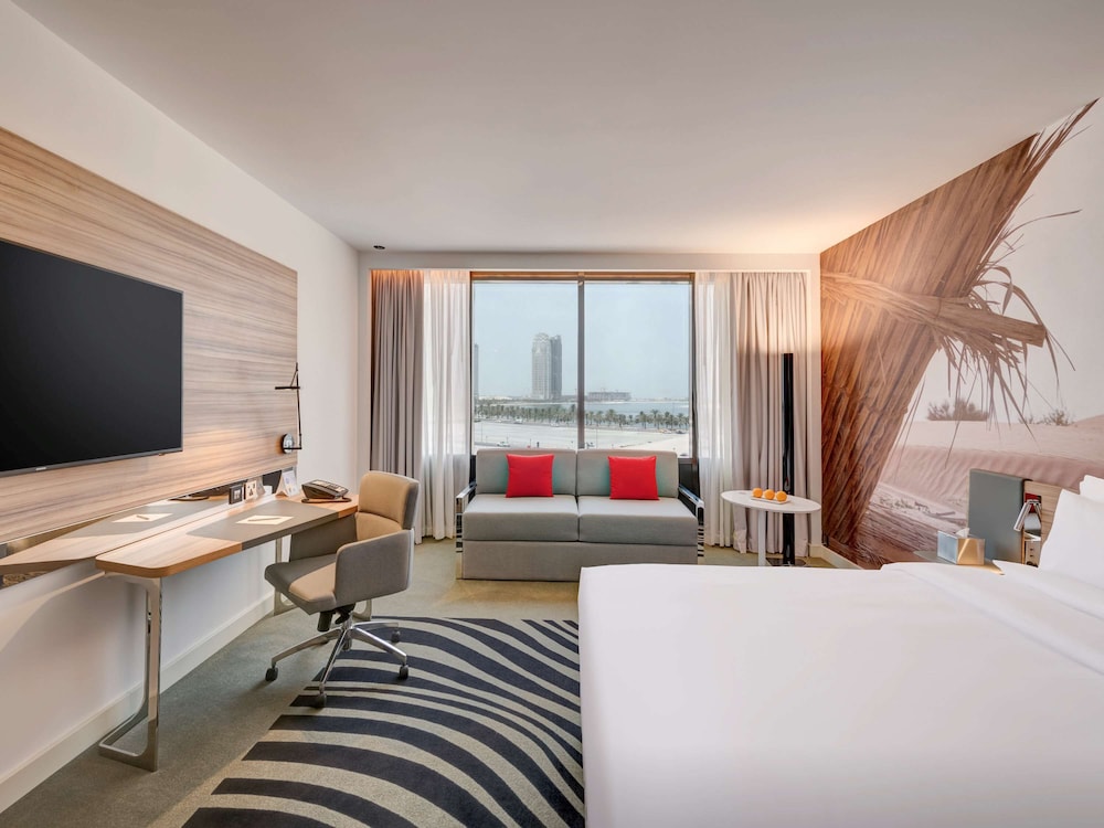 Novotel Sharjah Expo Centre 4