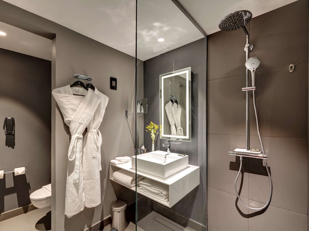 Novotel Sharjah Expo Centre 12