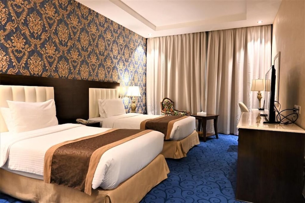 Crystal Plaza Al Majaz Hotel 7