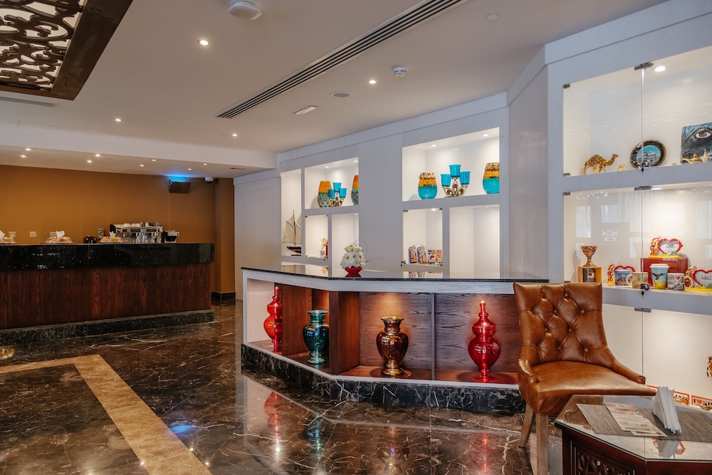 Crystal Plaza Al Majaz Hotel 19