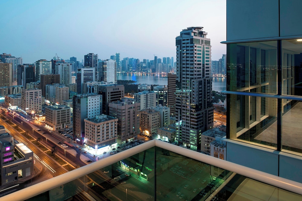 Four Points by Sheraton Sharjah 11