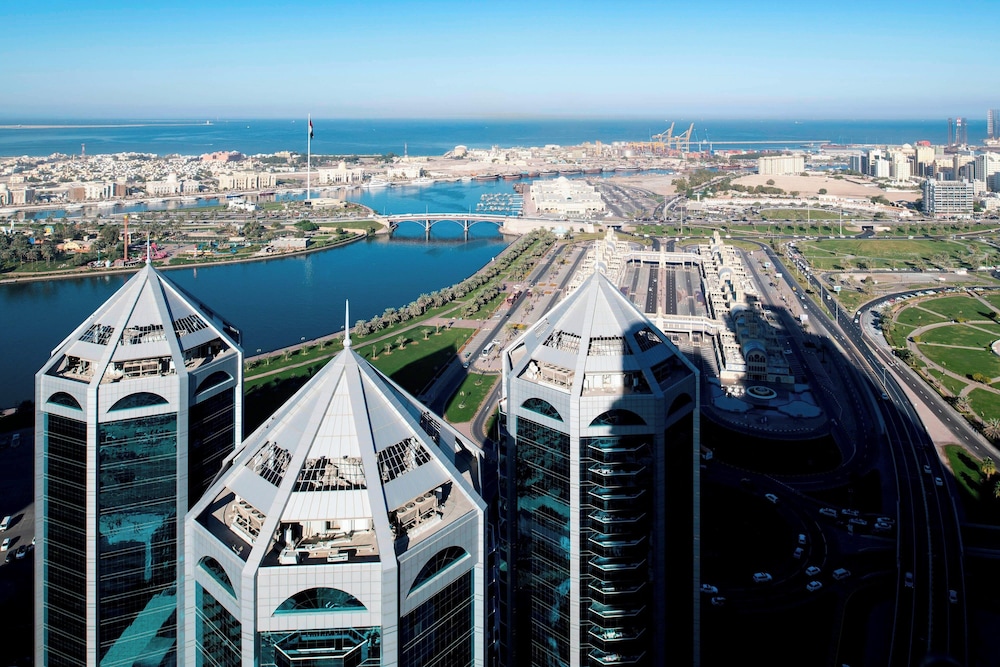Four Points by Sheraton Sharjah 15