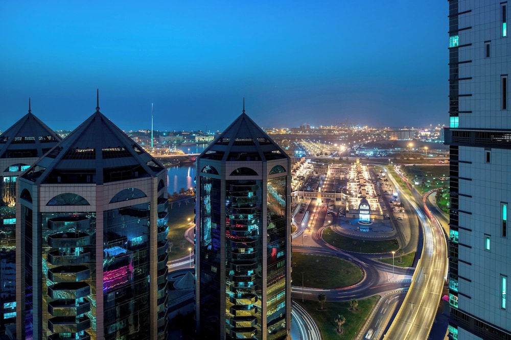 Four Points by Sheraton Sharjah 7