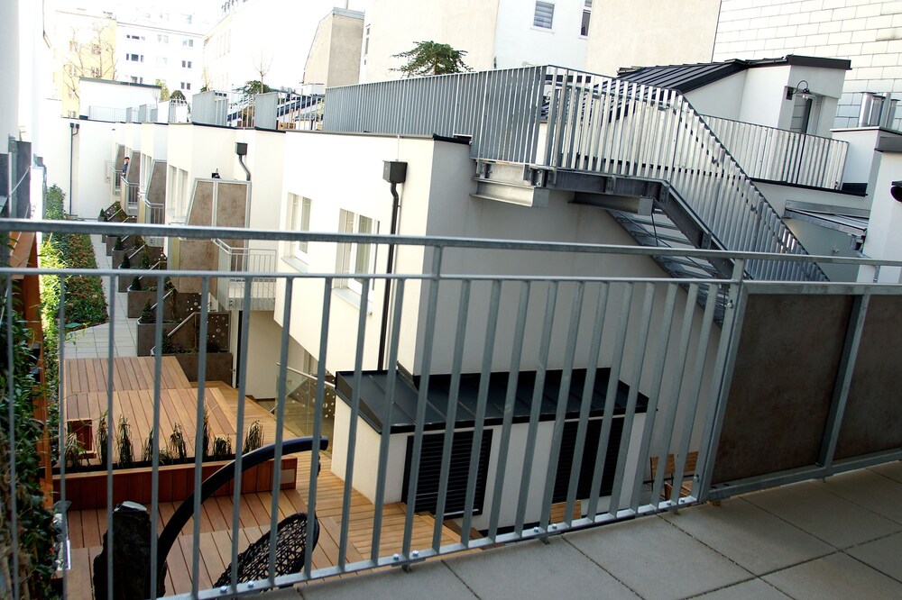 Parks 73 The Townhouse Hotel 7