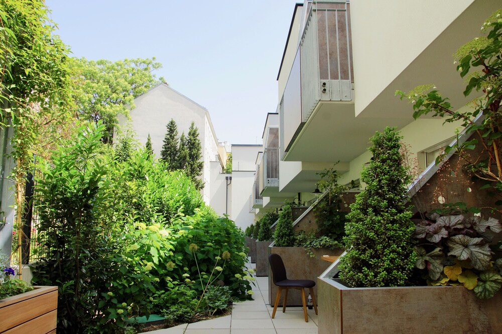 Parks 73 The Townhouse Hotel 5