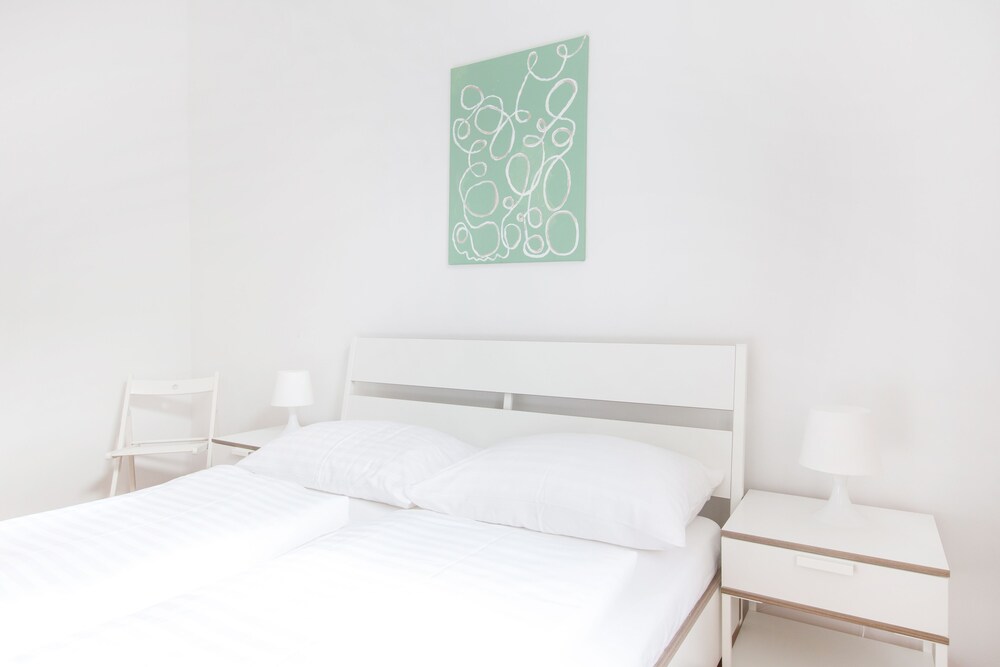 HeyMi Apartments 3