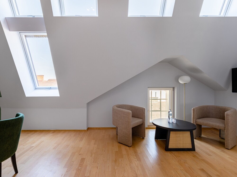 Numa Vienna Strauss 10
