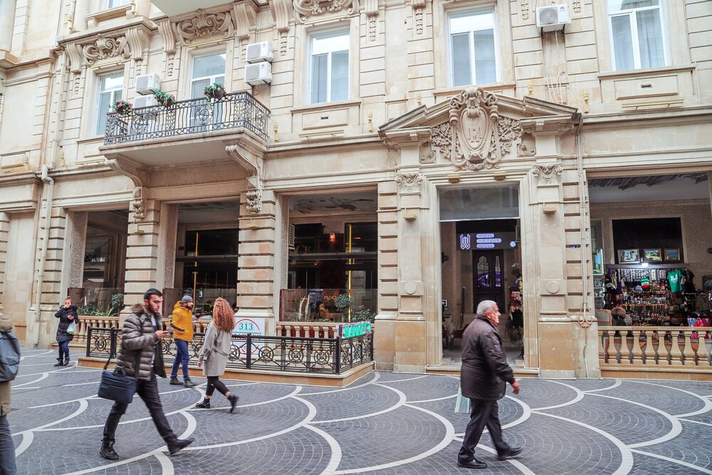 White Boutique Baku Hotel 2