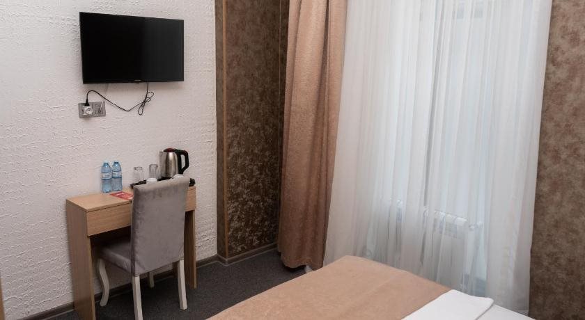 Best Center Hotel 8