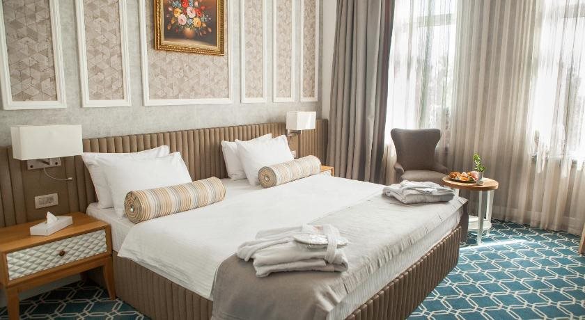 Promenade Hotel Baku 11
