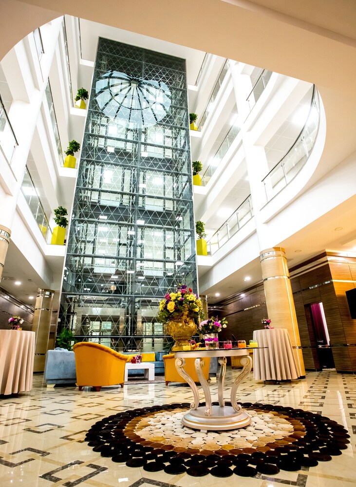 West Shine Hotel 6